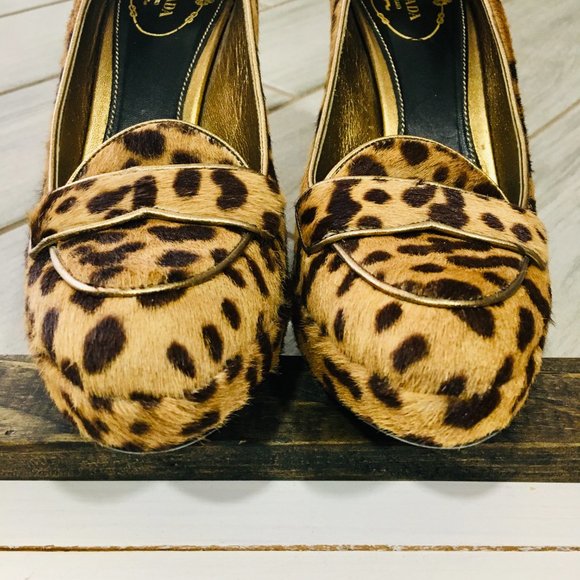 Prada Leopard Print Heels - Picture 2 of 14